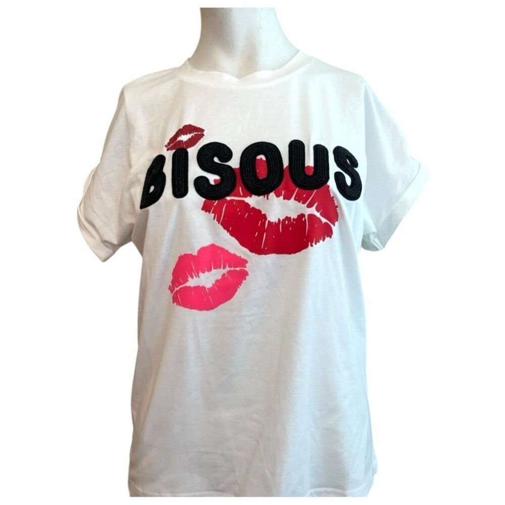ON Twelfth Ladies Small Black Beaded BISOUS Lipsick Lips Kisses T Shirt NWT